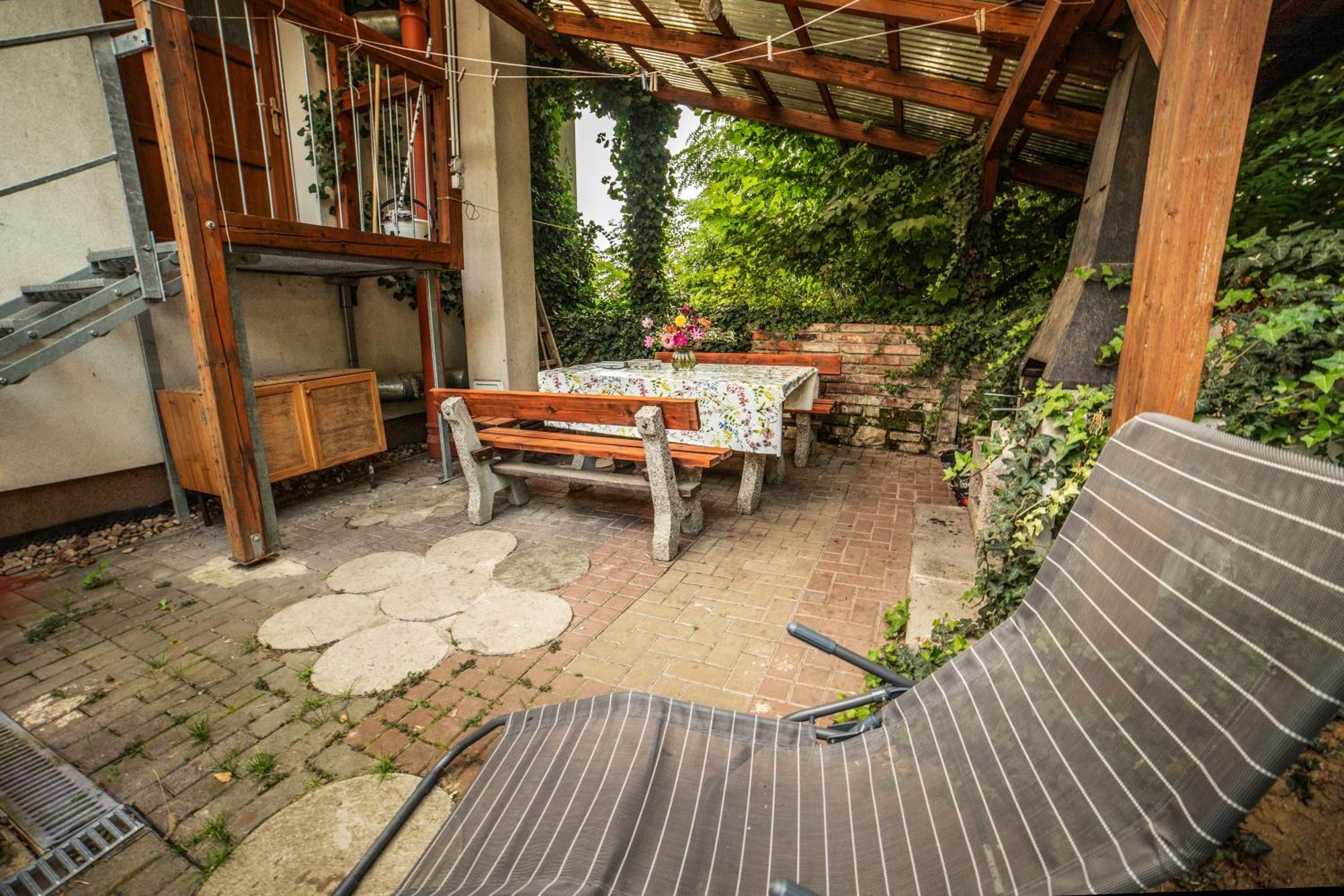 Vinny Sklep Kovarna Rohatec Exterior foto