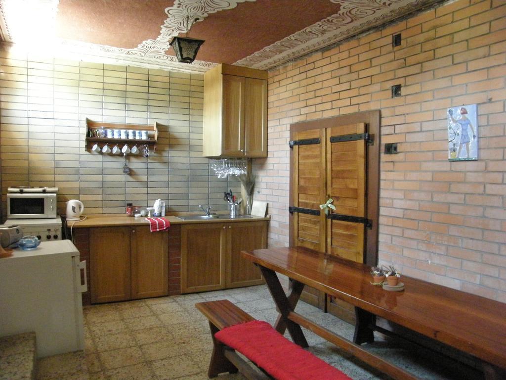 Vinny Sklep Kovarna Rohatec Zimmer foto